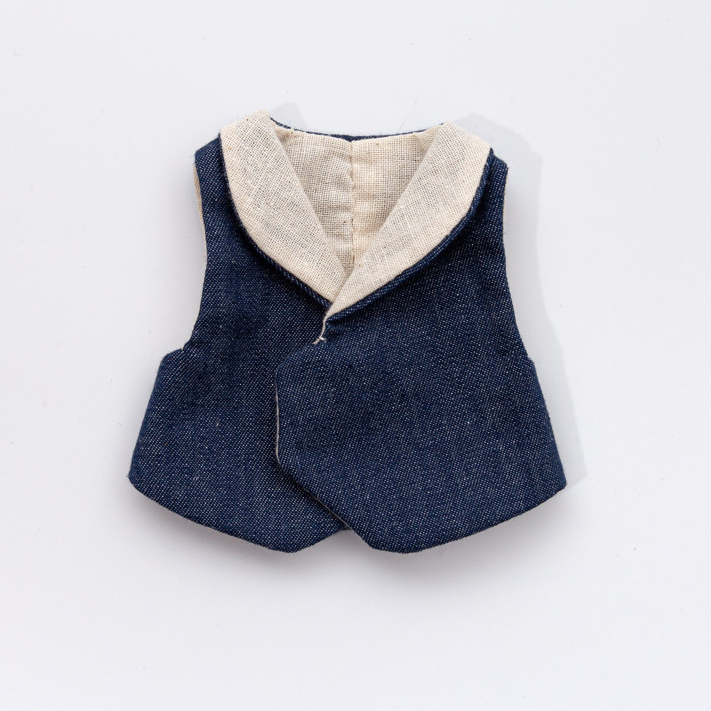 Ambar Vest